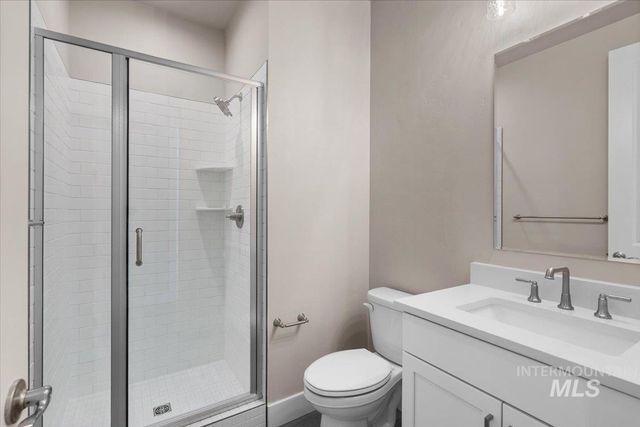 6135 N Senita Hills Ave, Meridian, ID 83646
