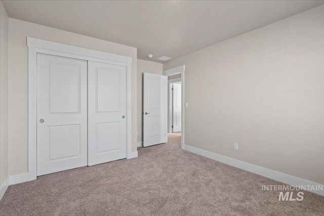 6135 N Senita Hills Ave, Meridian, ID 83646