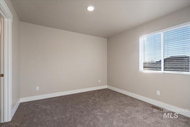6135 N Senita Hills Ave, Meridian, ID 83646