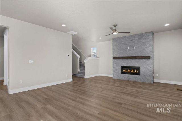 6135 N Senita Hills Ave, Meridian, ID 83646