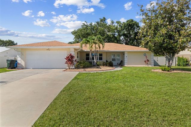 5776 AUGUSTA CIRCLE, Sarasota, FL 34238