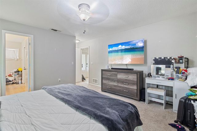 5776 AUGUSTA CIRCLE, Sarasota, FL 34238