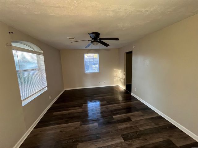 102 Cross Street, Jacksonville, AR 72076