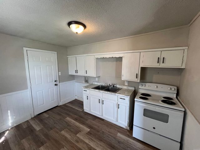 102 Cross Street, Jacksonville, AR 72076