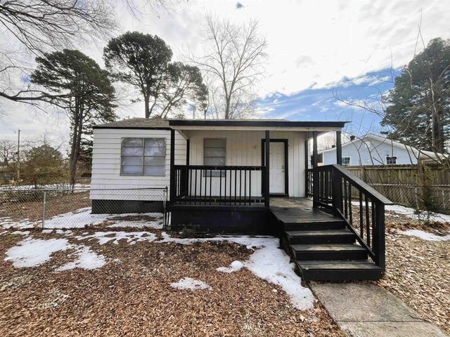102 Cross Street, Jacksonville, AR 72076