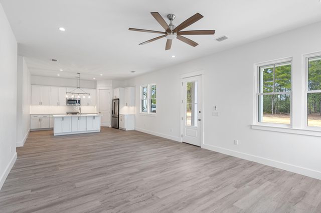 480 Arbour Street, Defuniak Springs, FL 32433