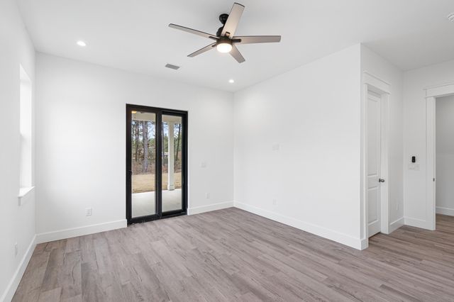 480 Arbour Street, Defuniak Springs, FL 32433