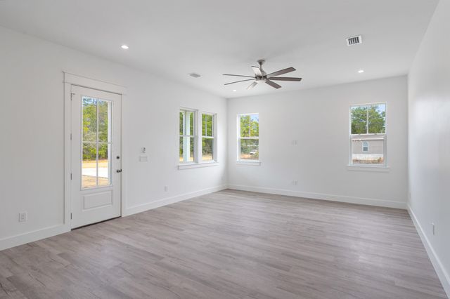 480 Arbour Street, Defuniak Springs, FL 32433