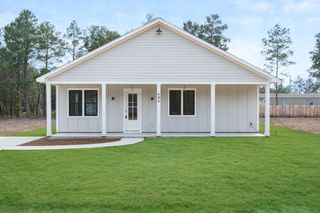 480 Arbour Street, Defuniak Springs, FL 32433