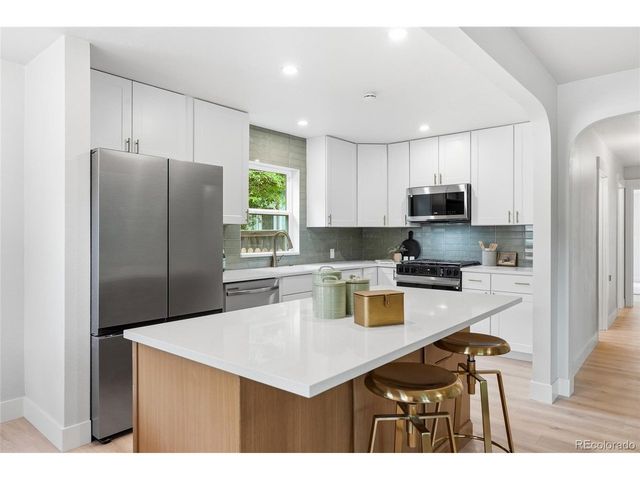 900 Garfield Ave, Loveland, CO 80537