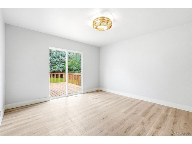 900 Garfield Ave, Loveland, CO 80537