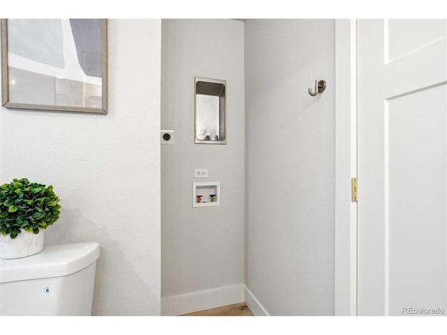 900 Garfield Ave, Loveland, CO 80537