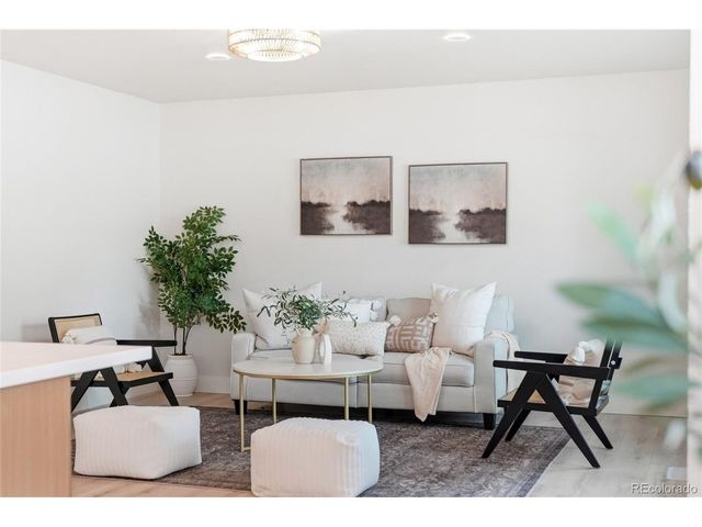 900 Garfield Ave, Loveland, CO 80537