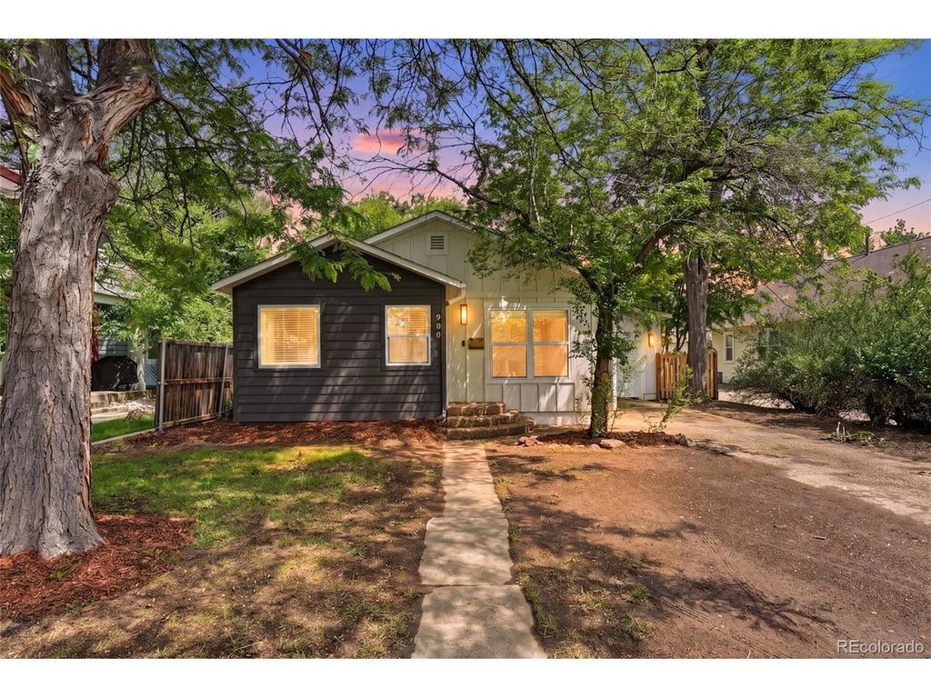900 Garfield Ave, Loveland, CO 80537