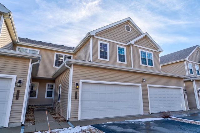 608 Bear Claw Way, Middleton, WI 53562