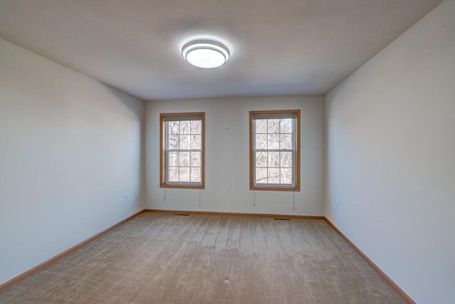 608 Bear Claw Way, Middleton, WI 53562