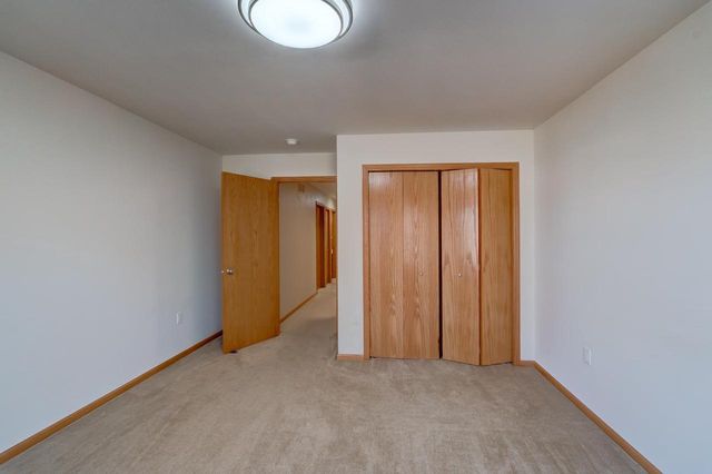 608 Bear Claw Way, Middleton, WI 53562