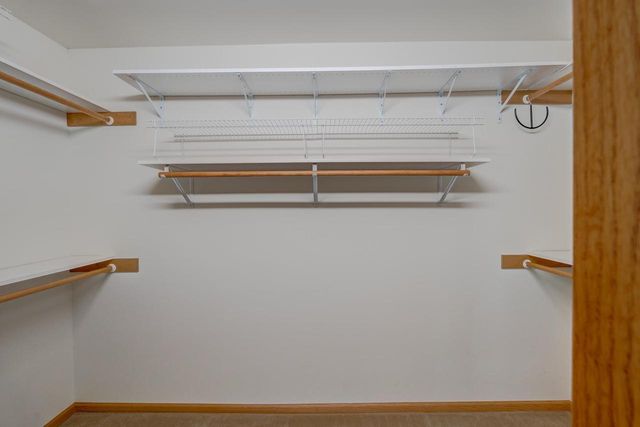 608 Bear Claw Way, Middleton, WI 53562