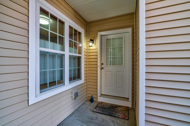 608 Bear Claw Way, Middleton, WI 53562