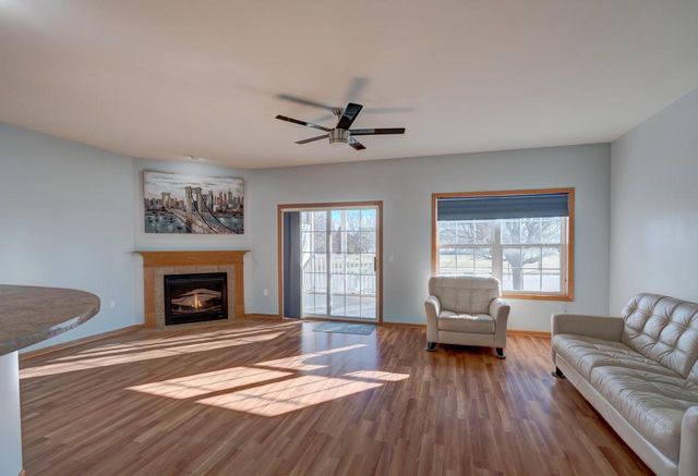 608 Bear Claw Way, Middleton, WI 53562