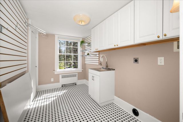 1807 S Rockwood Blvd, Spokane, WA 99203