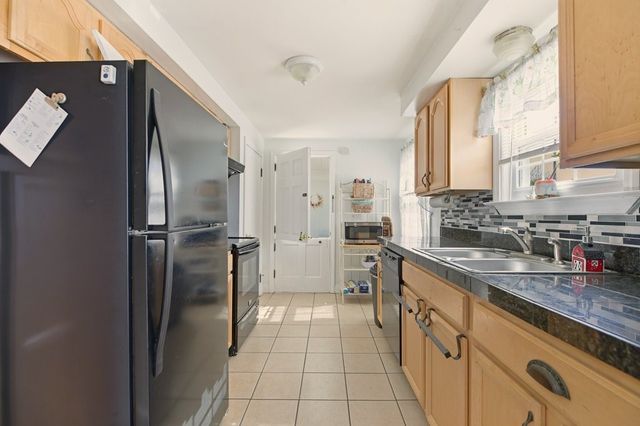 57 Warren Avenue, Tiverton, RI 02878