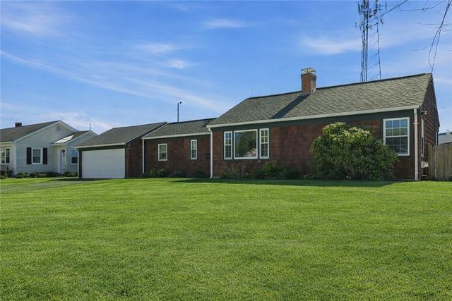 57 Warren Avenue, Tiverton, RI 02878