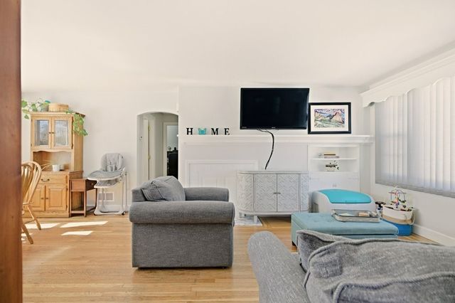 57 Warren Avenue, Tiverton, RI 02878