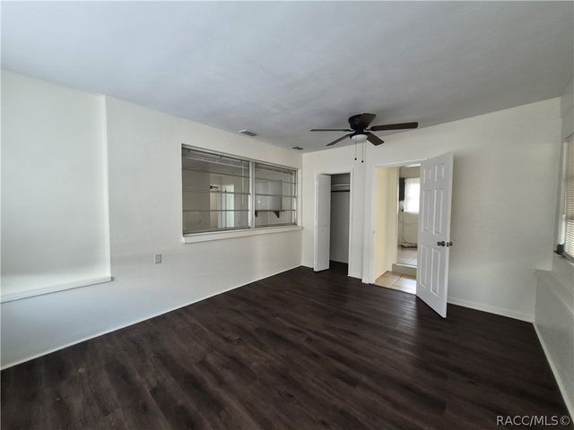 11 S Barbour Street, Beverly Hills, FL 34465