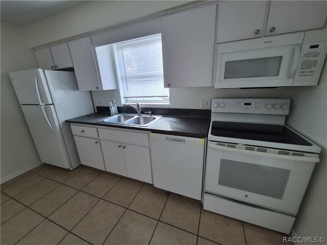 11 S Barbour Street, Beverly Hills, FL 34465