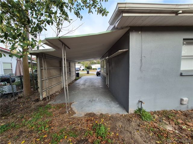 11 S Barbour Street, Beverly Hills, FL 34465