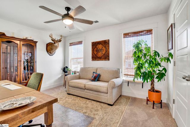 201 Deerview Trail, Simpsonville, SC 29680