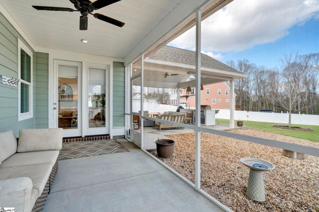 201 Deerview Trail, Simpsonville, SC 29680