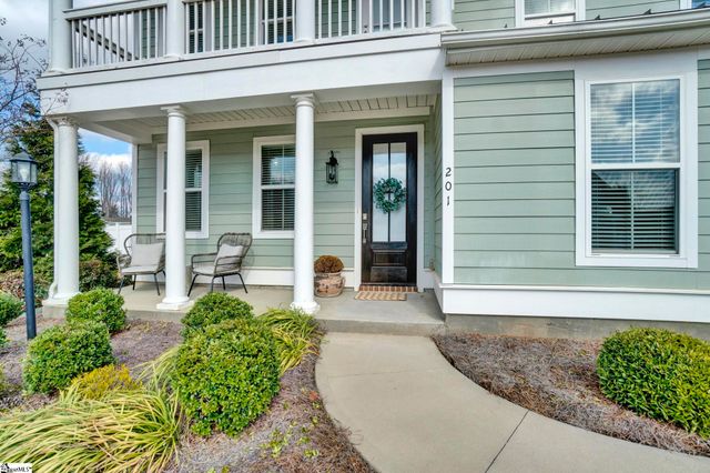 201 Deerview Trail, Simpsonville, SC 29680