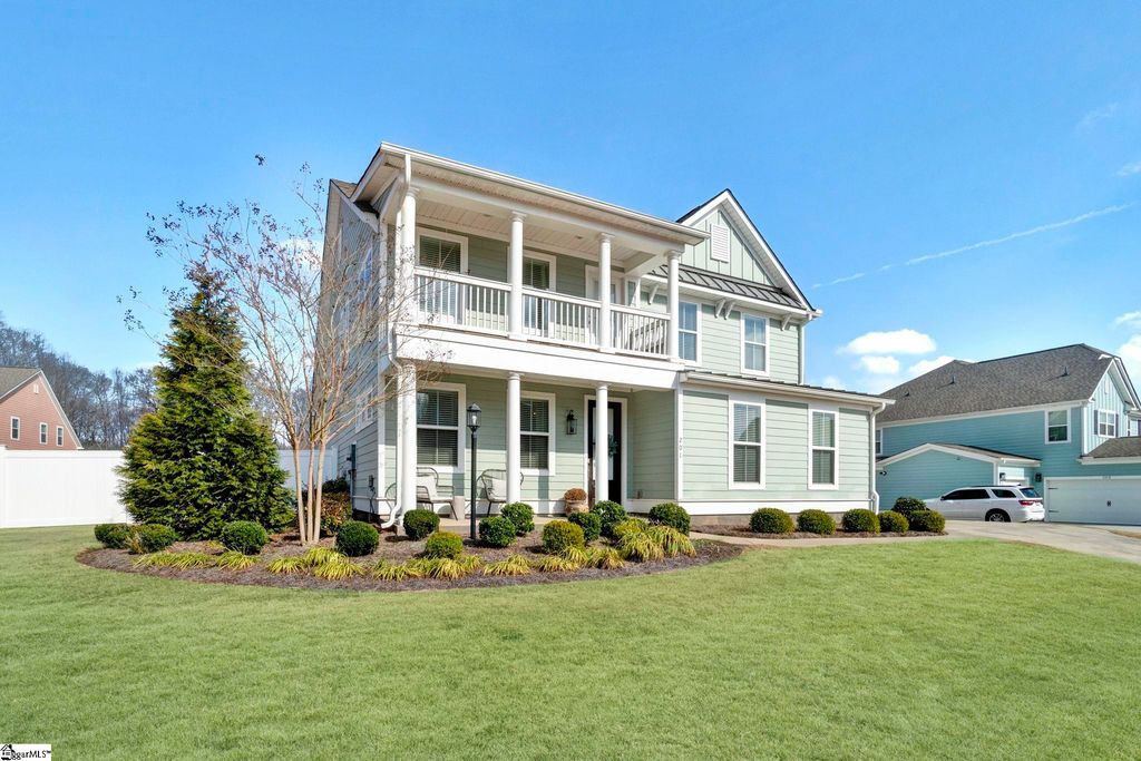 201 Deerview Trail, Simpsonville, SC 29680