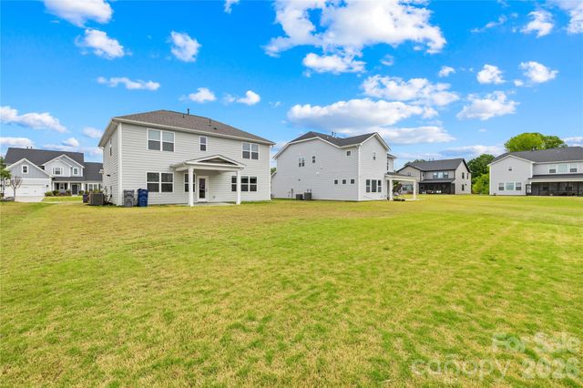 3823 Dahlia Drive, Harrisburg, NC 28075