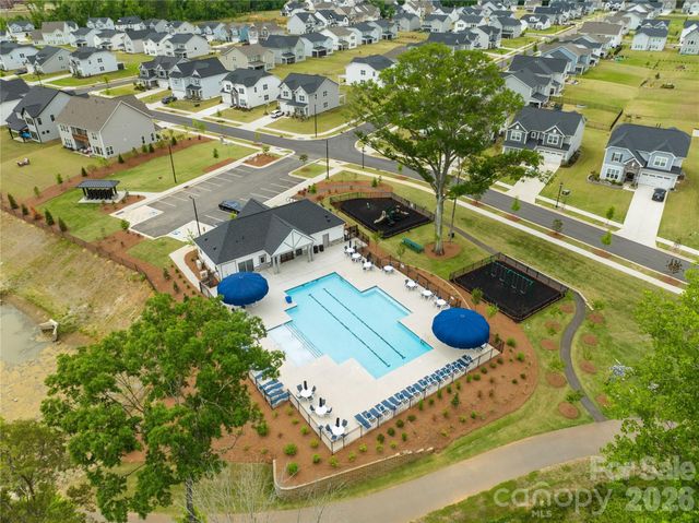 3823 Dahlia Drive, Harrisburg, NC 28075