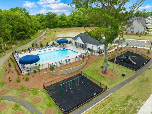 3823 Dahlia Drive, Harrisburg, NC 28075