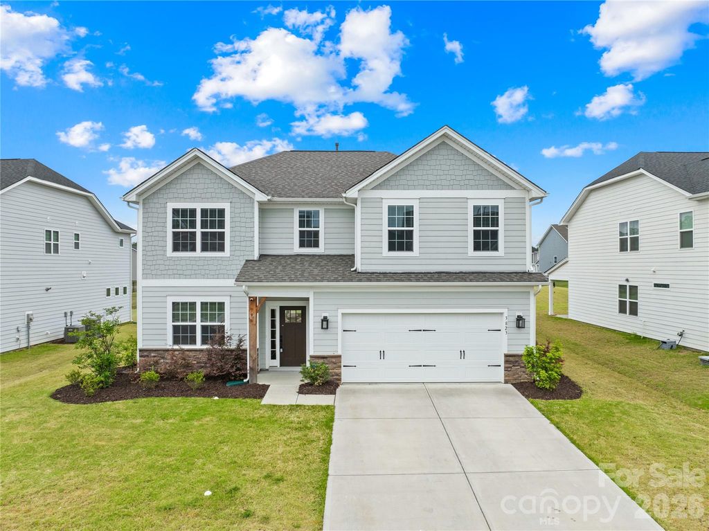 3823 Dahlia Drive, Harrisburg, NC 28075