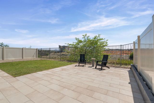 845 Hana Ave 2, Chula Vista, CA 91911