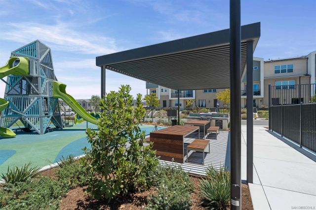845 Hana Ave 2, Chula Vista, CA 91911