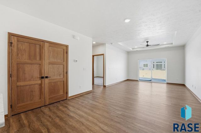 9209 W Ark Pl Place, Sioux Falls, SD 57106