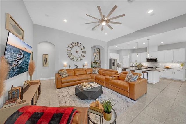 13818 MOONSTONE CANYON DRIVE, Riverview, FL 33579