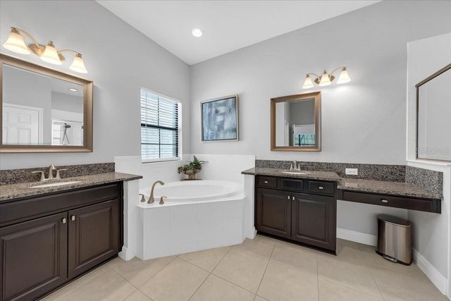 13818 MOONSTONE CANYON DRIVE, Riverview, FL 33579