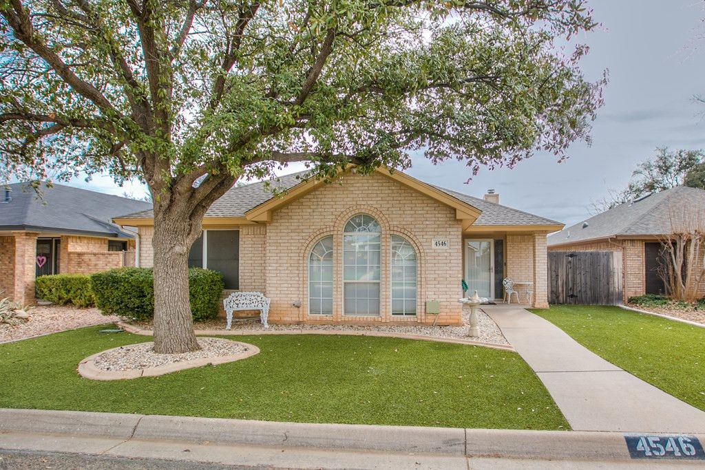 Image 2 of property listing at 4546 Southern Oak Lane, San Angelo, TX 76904