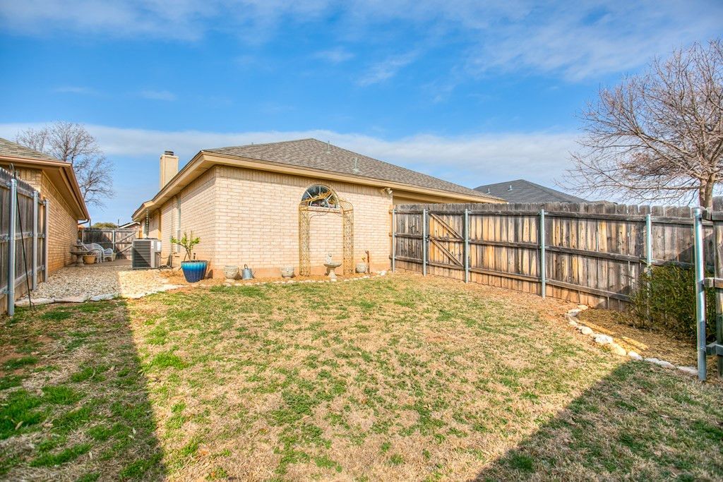 Image 32 of property listing at 4546 Southern Oak Lane, San Angelo, TX 76904