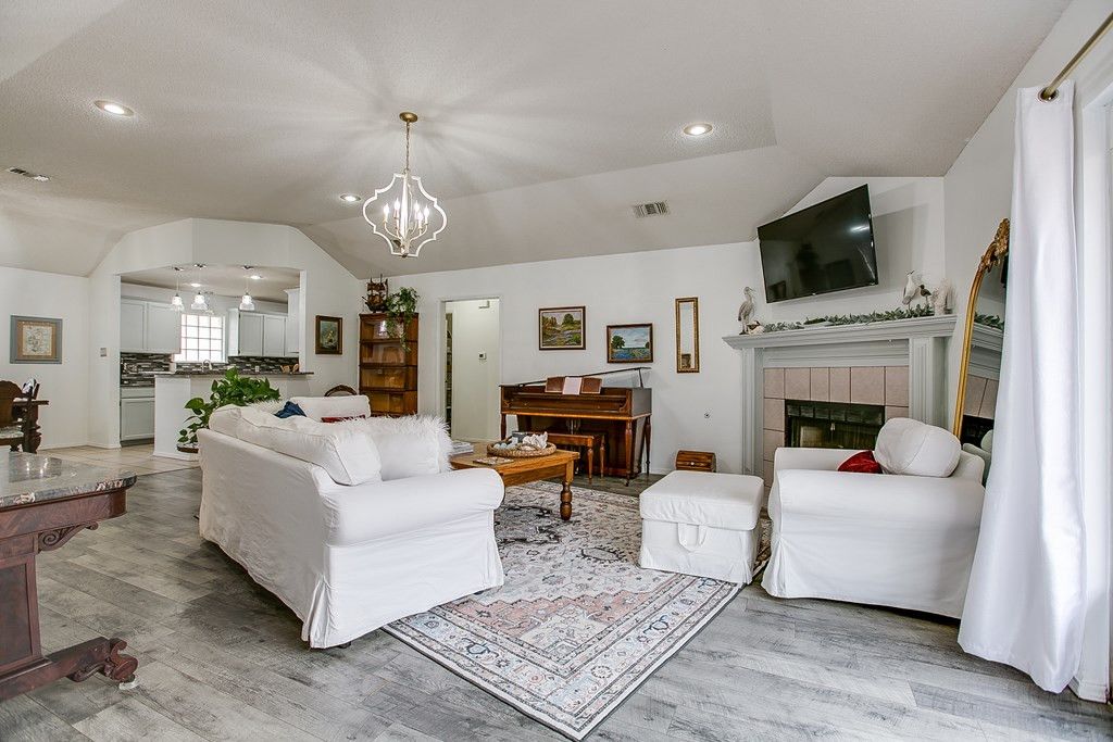 Image 7 of property listing at 4546 Southern Oak Lane, San Angelo, TX 76904