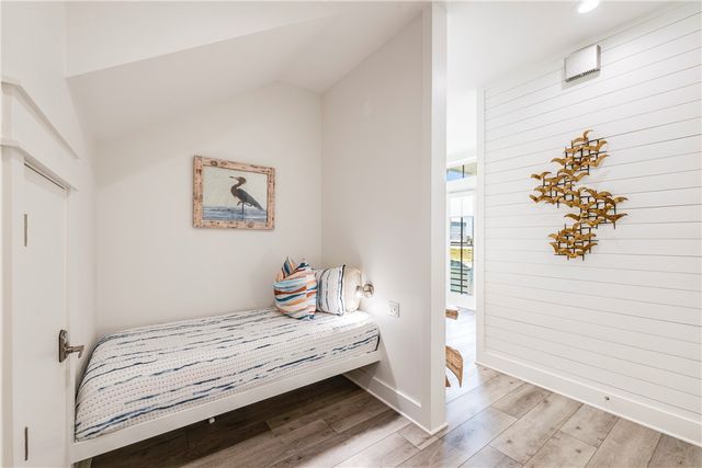 144 Barefoot Lane, Port Aransas, TX 78373