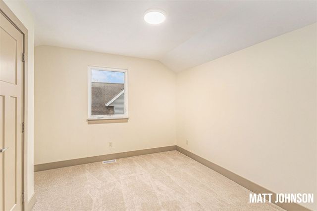 2109 Willard Avenue, Grand Rapids, MI 49507