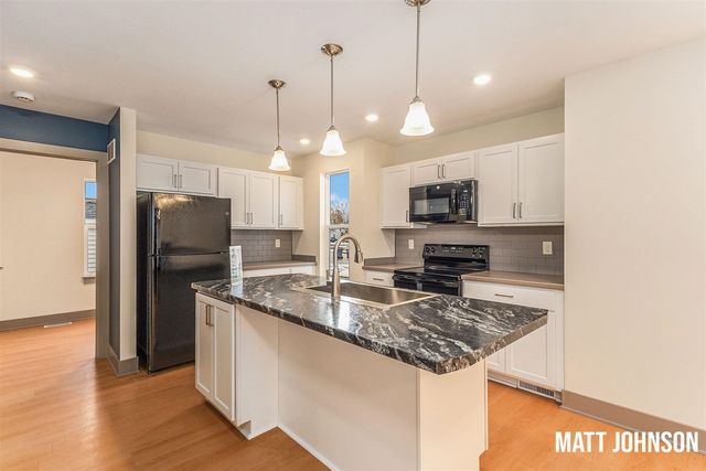 2109 Willard Avenue, Grand Rapids, MI 49507